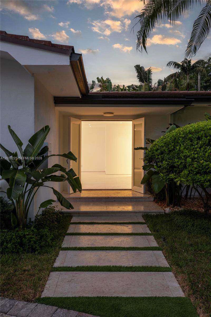 https://bt-photos.global.ssl.fastly.net/miami/1280_boomver_1_A12029225-2.jpg