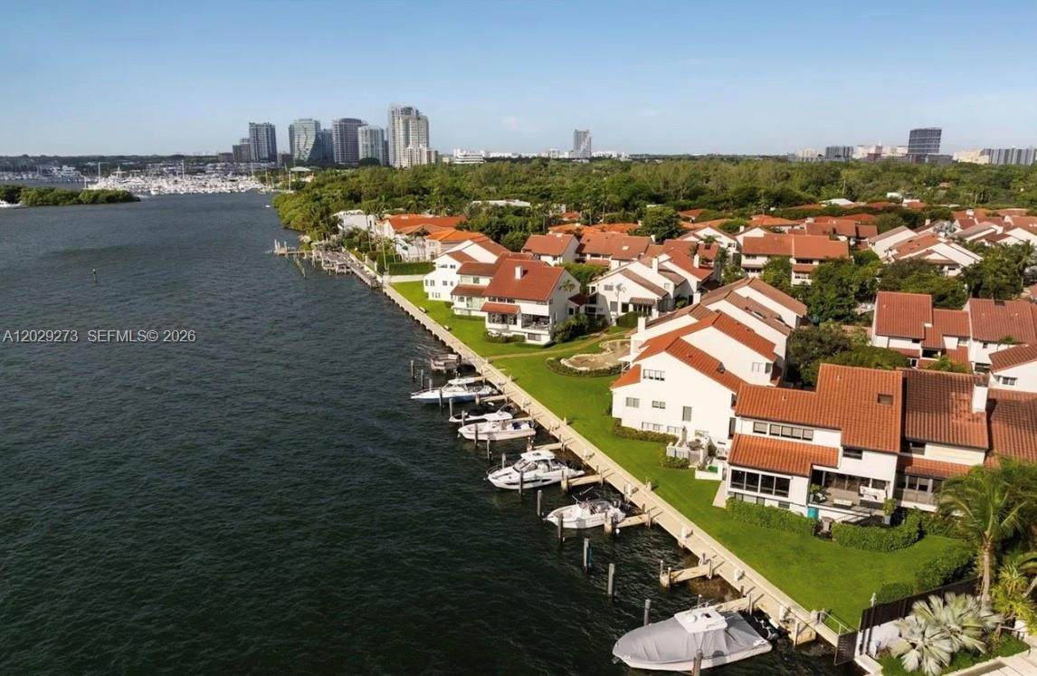 https://bt-photos.global.ssl.fastly.net/miami/orig_boomver_1_A12029273-2.jpg