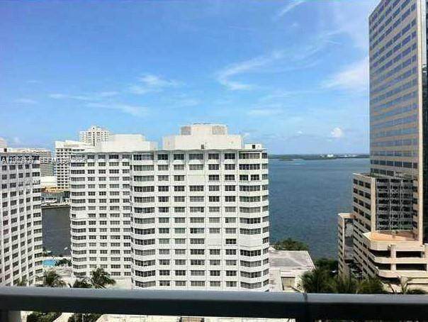 https://bt-photos.global.ssl.fastly.net/miami/orig_boomver_1_A12029327-2.jpg