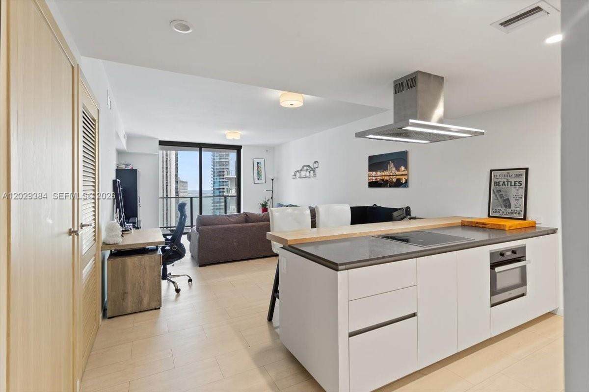 1000 Brickell Plz - Photo 1