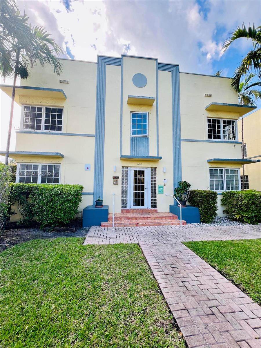 https://bt-photos.global.ssl.fastly.net/miami/orig_boomver_1_A12029580-2.jpg