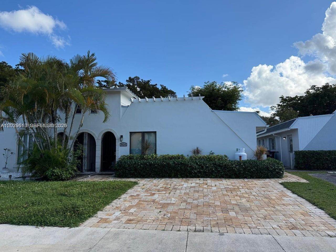 824 12 Place - Photo 1