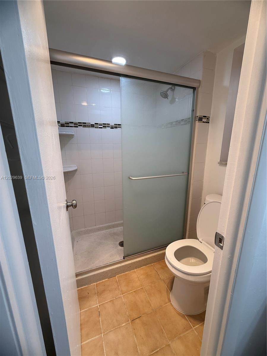 https://bt-photos.global.ssl.fastly.net/miami/orig_boomver_1_A12029639-2.jpg