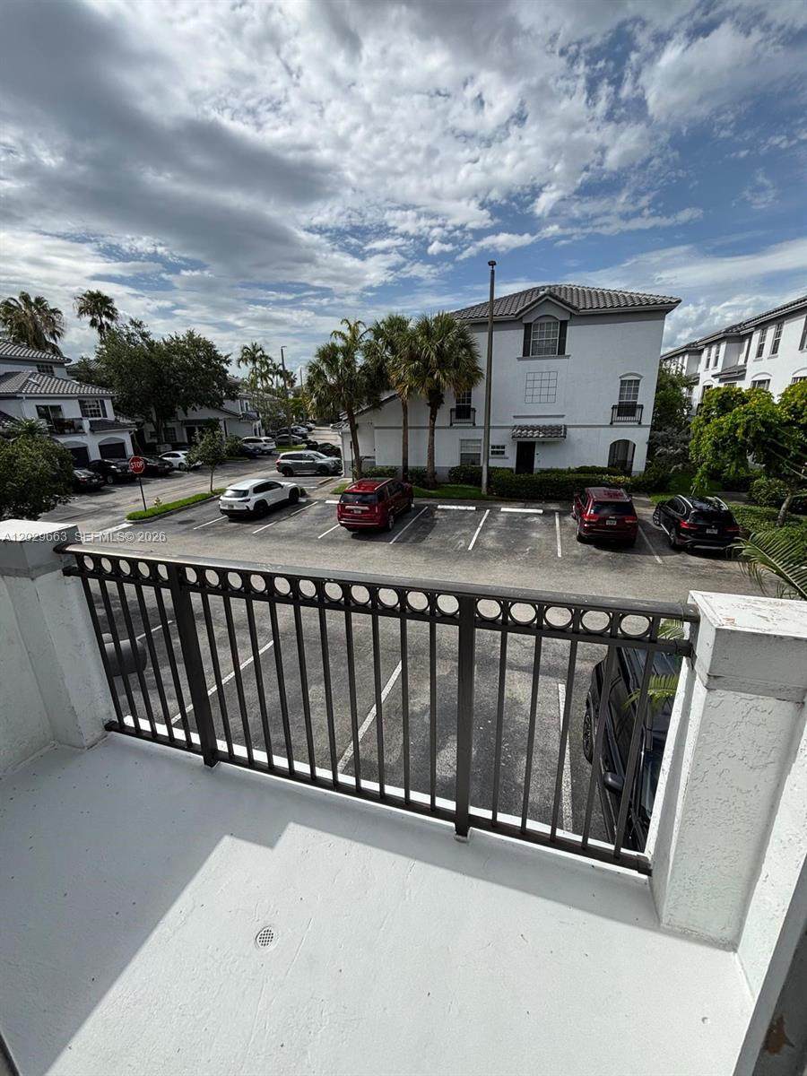 https://bt-photos.global.ssl.fastly.net/miami/orig_boomver_1_A12029663-2.jpg