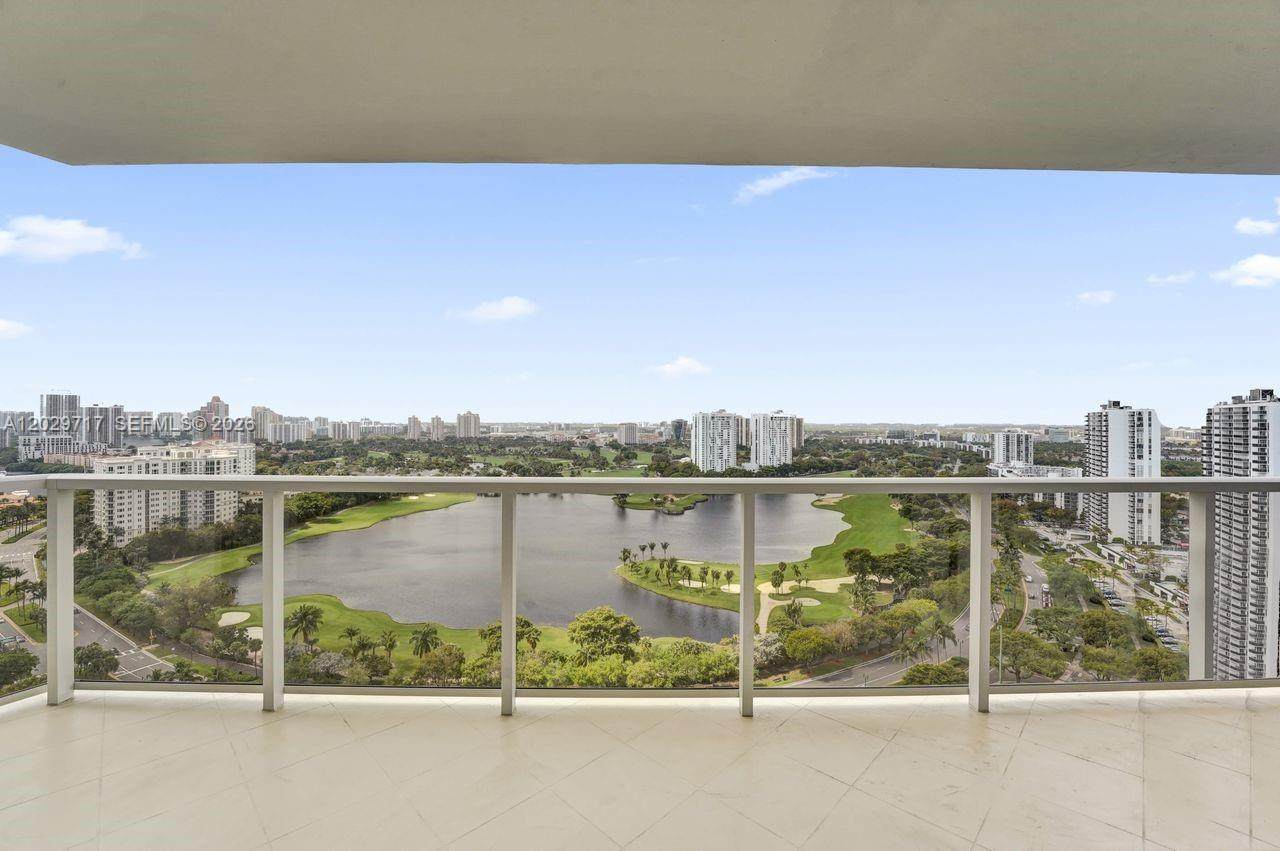 https://bt-photos.global.ssl.fastly.net/miami/1280_boomver_1_A12029717-2.jpg