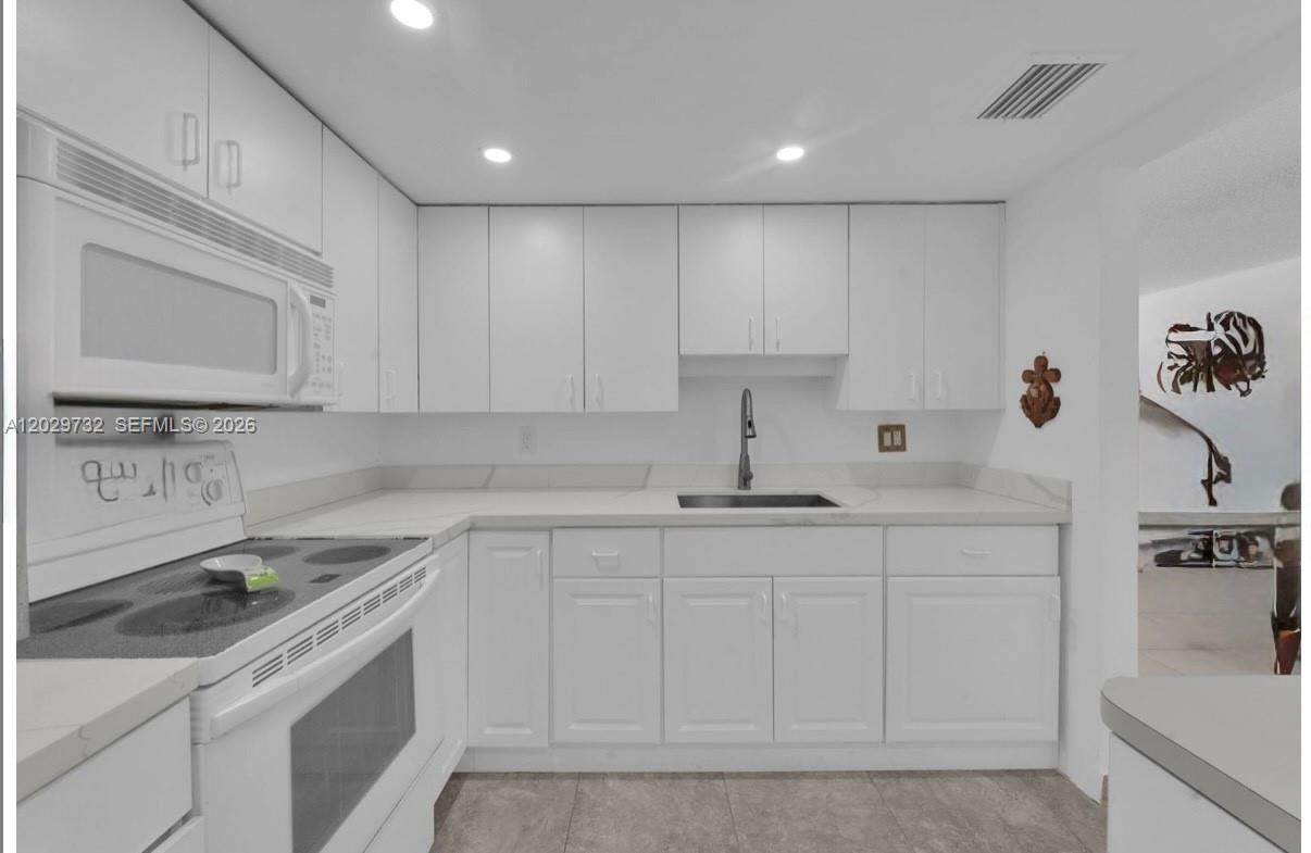 1160 Federal Hwy - Photo 1