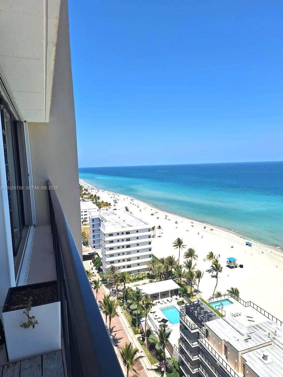 https://bt-photos.global.ssl.fastly.net/miami/orig_boomver_1_A12029758-2.jpg