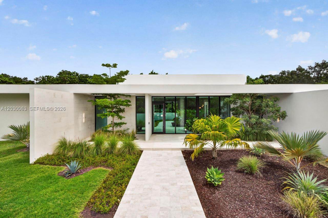 https://bt-photos.global.ssl.fastly.net/miami/orig_boomver_1_A12030063-2.jpg