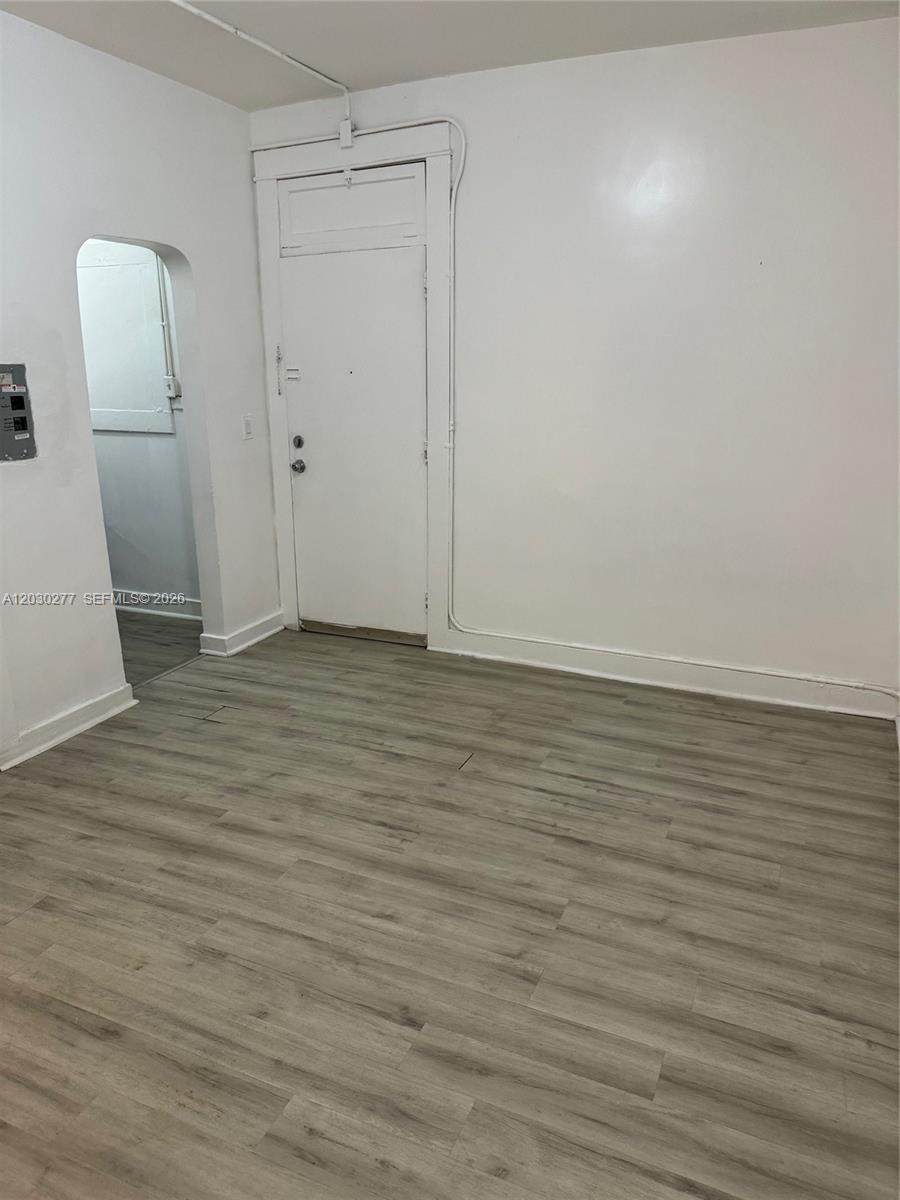 1552 2nd St - Photo 1