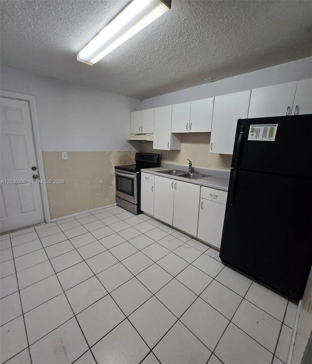 5880 19th Ct - Photo 1