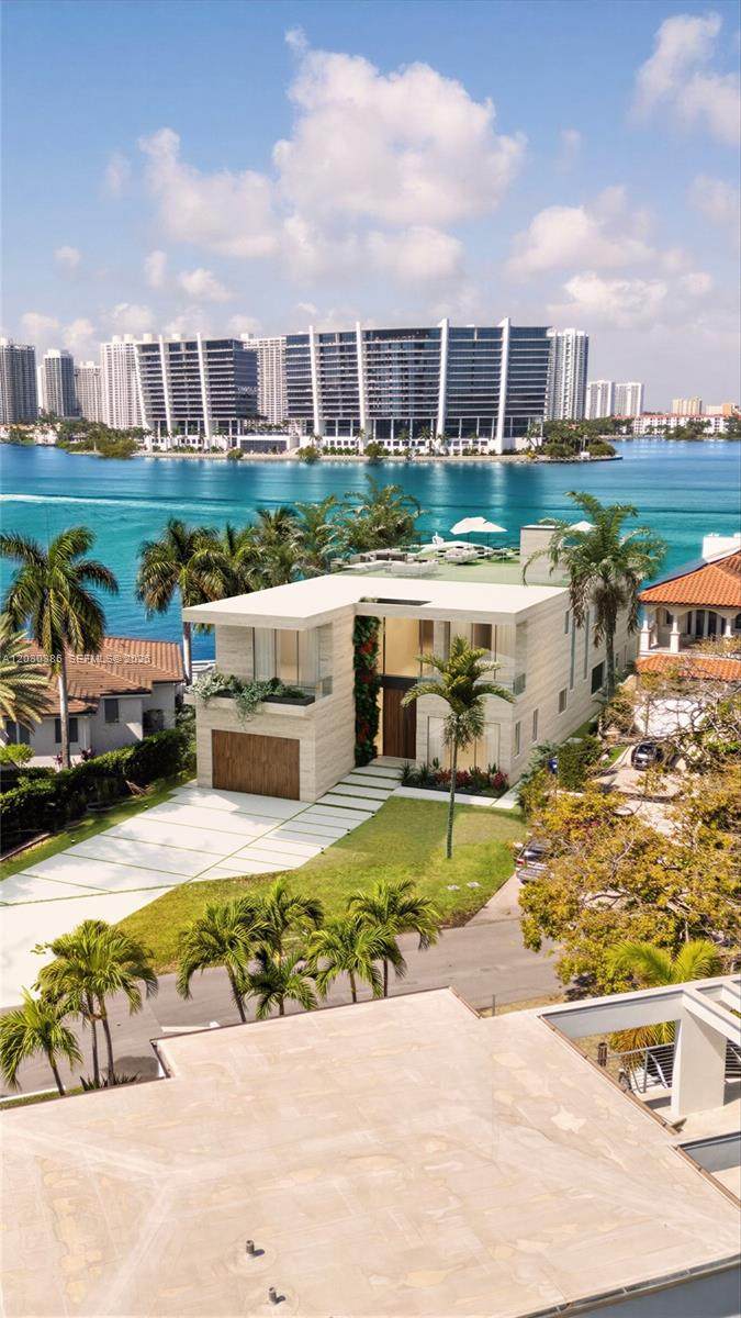 https://bt-photos.global.ssl.fastly.net/miami/orig_boomver_1_A12030385-2.jpg
