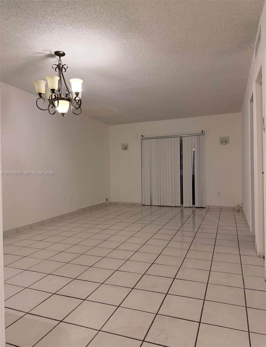 https://bt-photos.global.ssl.fastly.net/miami/1280_boomver_1_A12030422-2.jpg