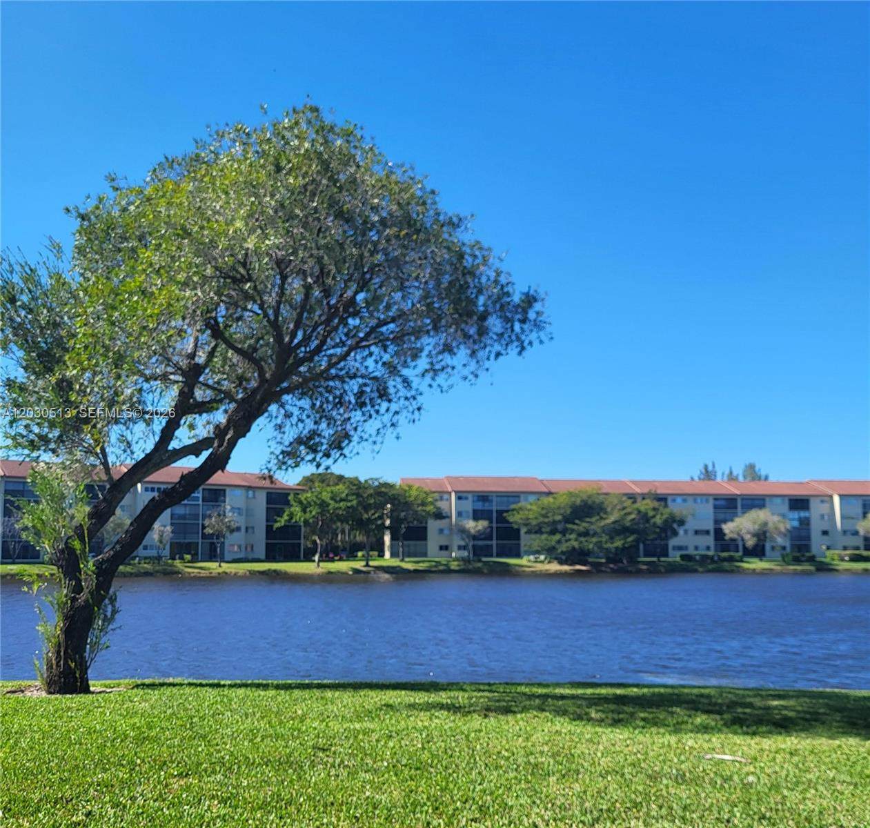 https://bt-photos.global.ssl.fastly.net/miami/orig_boomver_1_A12030513-2.jpg