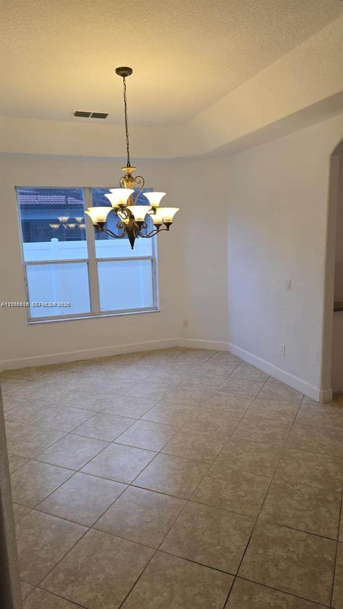 https://bt-photos.global.ssl.fastly.net/miami/1280_boomver_1_A12030616-2.jpg