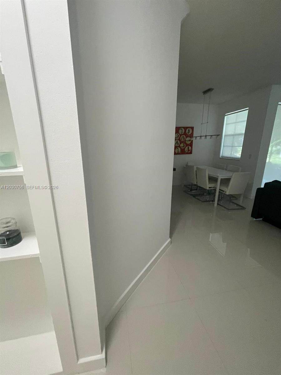 https://bt-photos.global.ssl.fastly.net/miami/orig_boomver_1_A12030756-2.jpg
