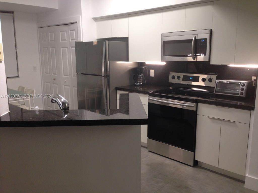 3115 184th St - Photo 1