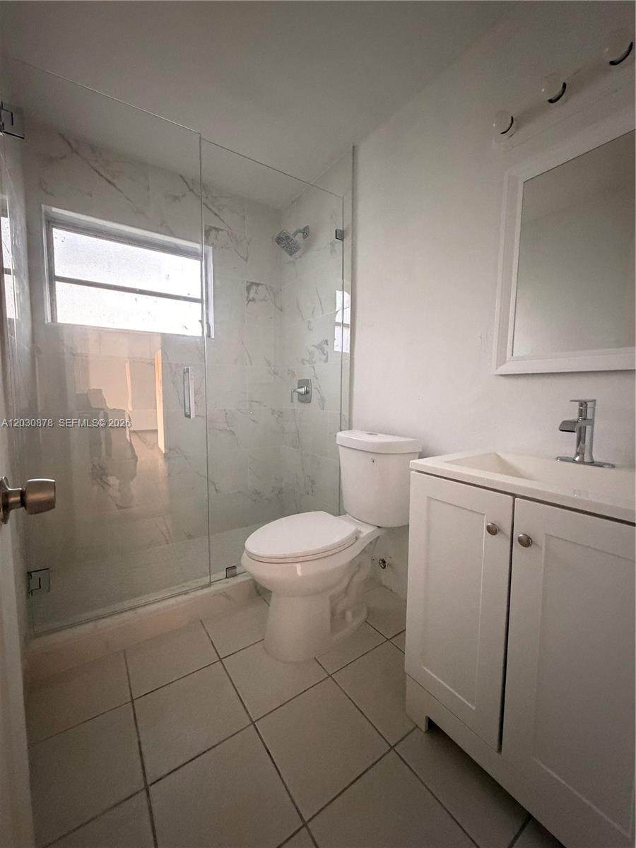 https://bt-photos.global.ssl.fastly.net/miami/orig_boomver_1_A12030878-2.jpg