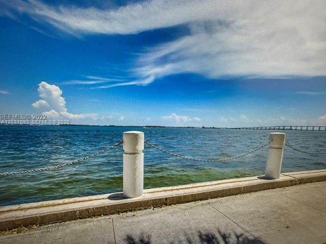 1420 Brickell Bay Dr - Photo 1