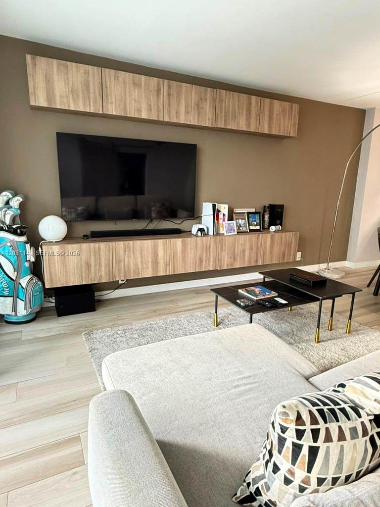 https://bt-photos.global.ssl.fastly.net/miami/orig_boomver_1_A12031149-2.jpg