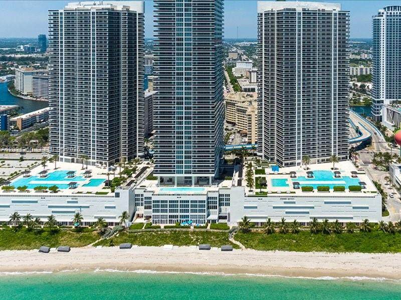 1800 Ocean Dr - Photo 1