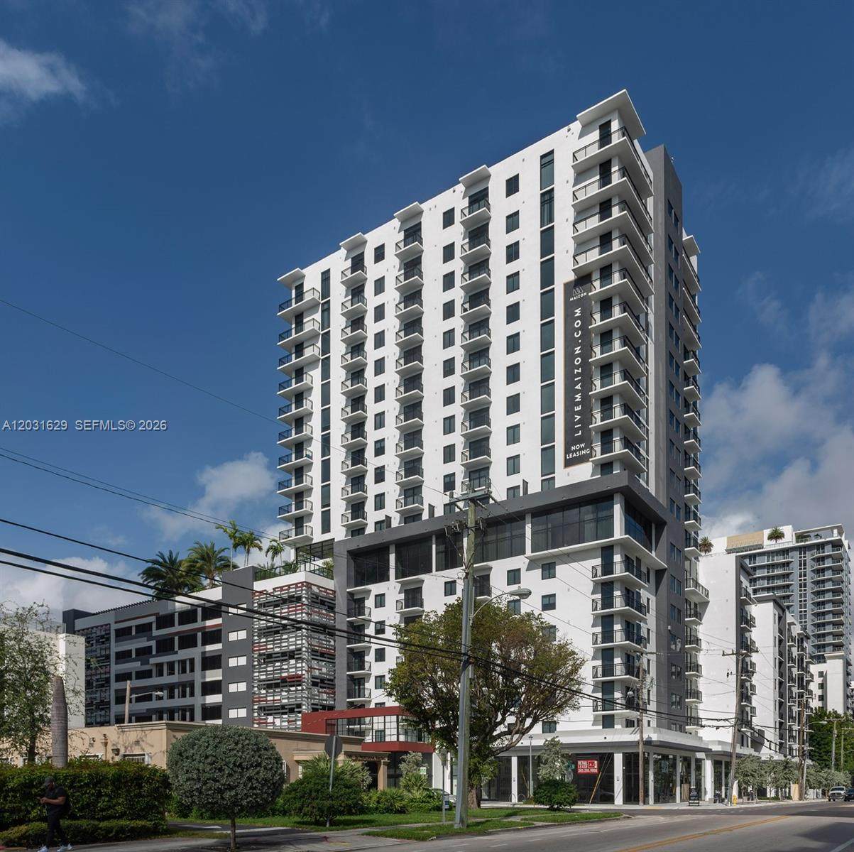 221 12th St - Photo 1