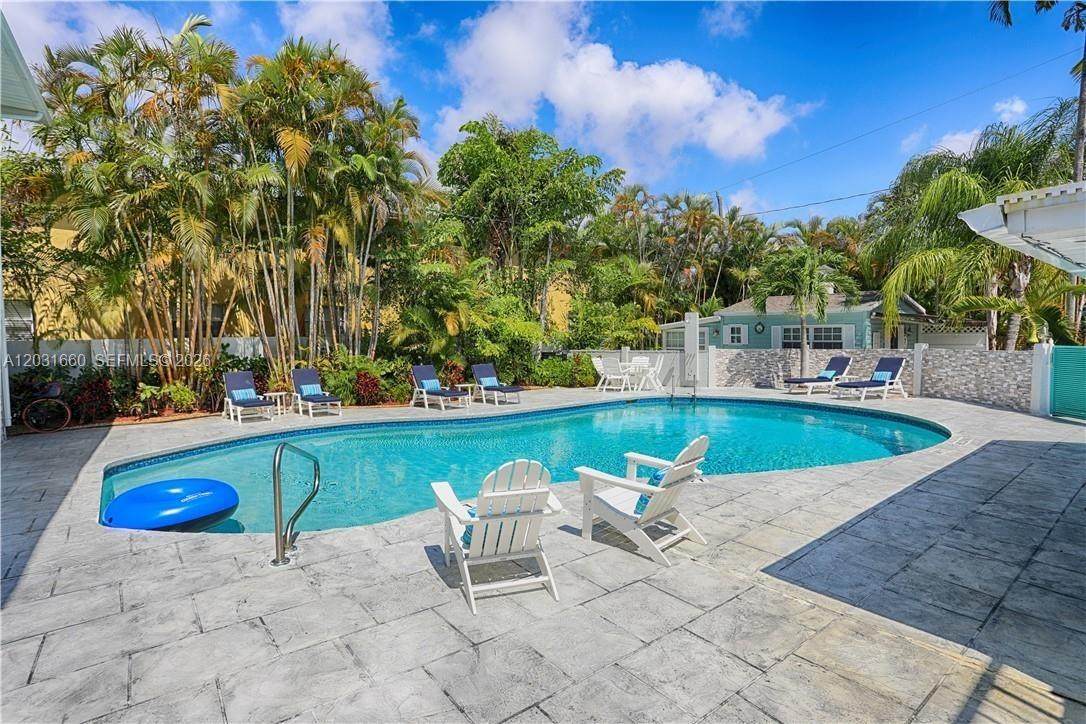 https://bt-photos.global.ssl.fastly.net/miami/orig_boomver_1_A12031660-2.jpg