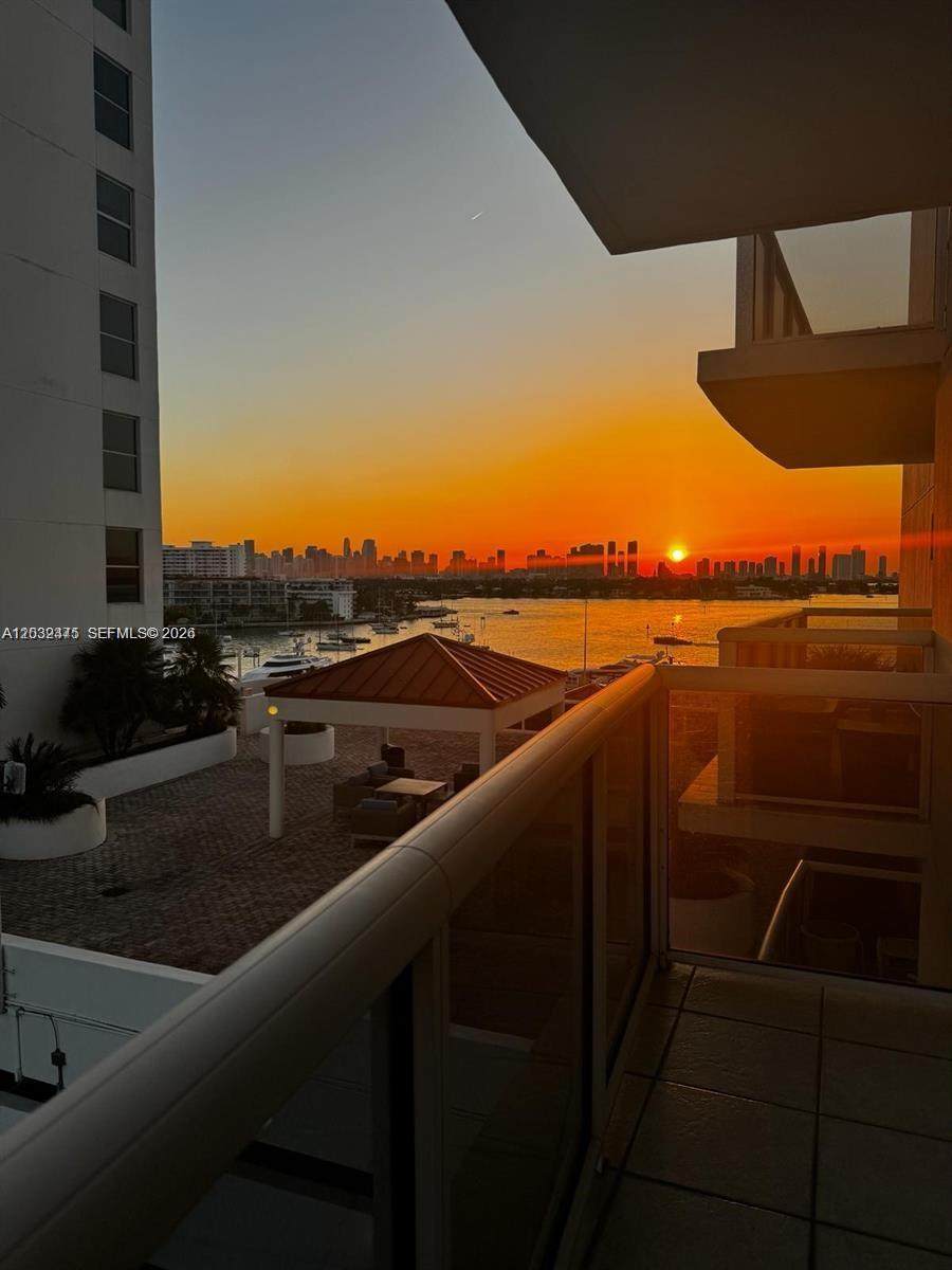 1900 Sunset Harbour Dr - Photo 1