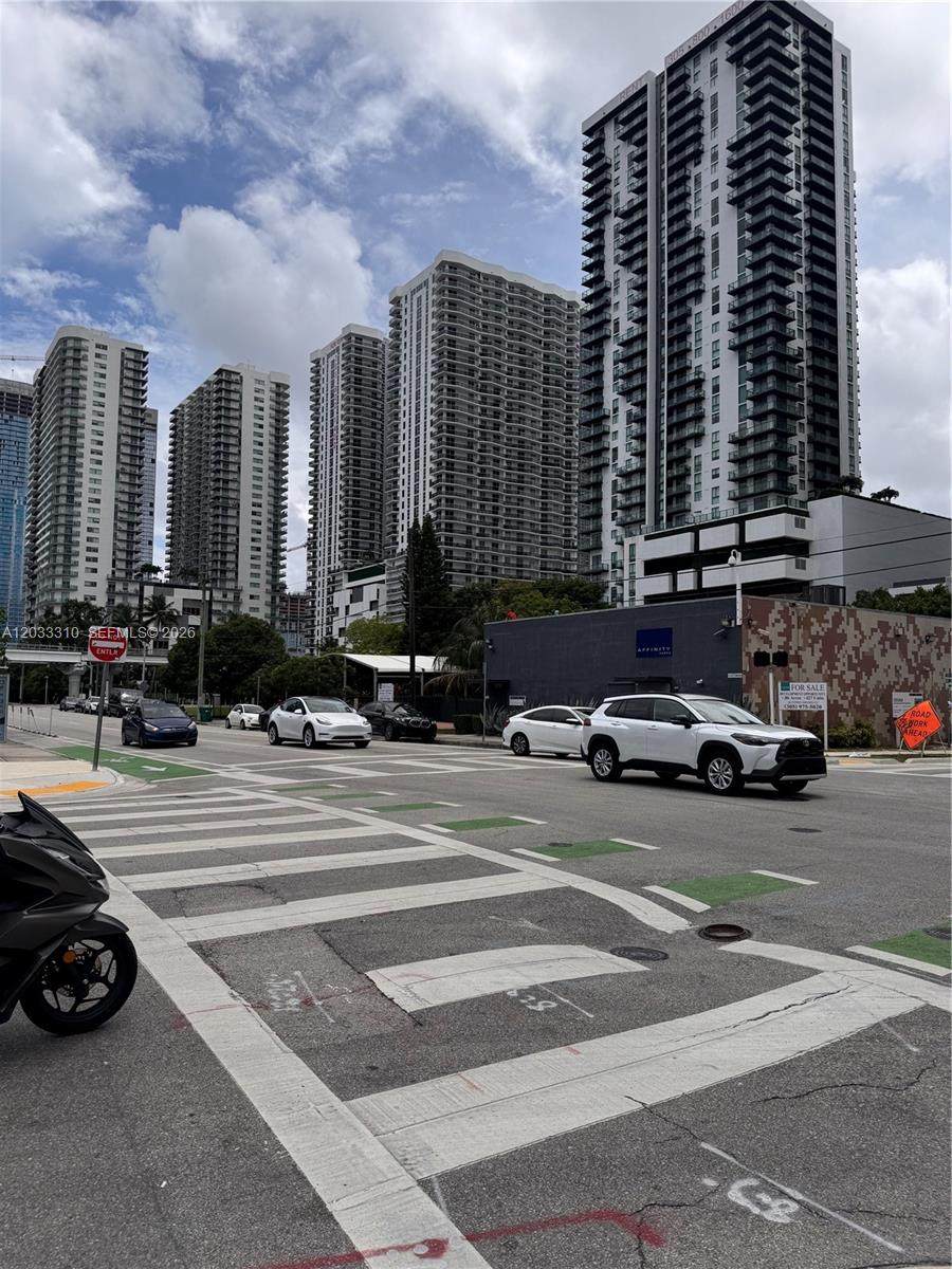 https://bt-photos.global.ssl.fastly.net/miami/orig_boomver_1_A12033310-2.jpg