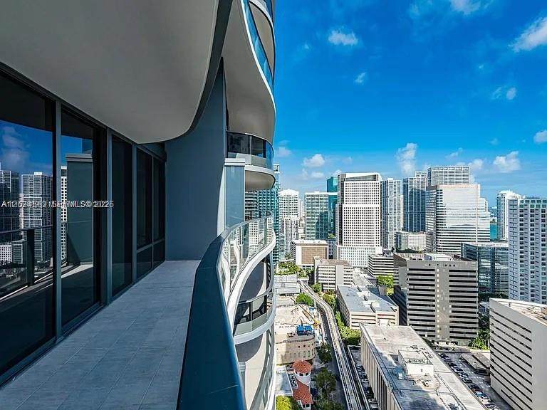 https://bt-photos.global.ssl.fastly.net/miami/orig_boomver_1_A12034583-2.jpg