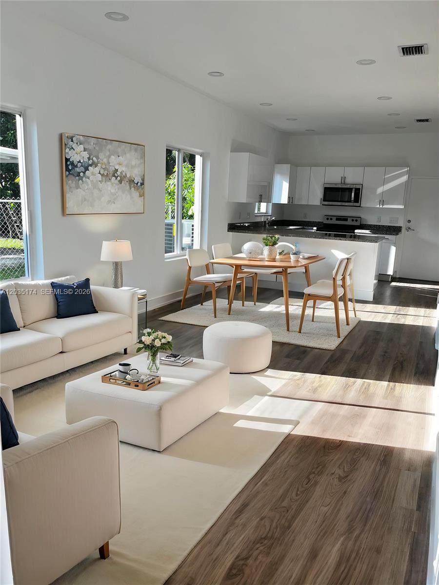 https://bt-photos.global.ssl.fastly.net/miami/orig_boomver_1_A12035174-2.jpg