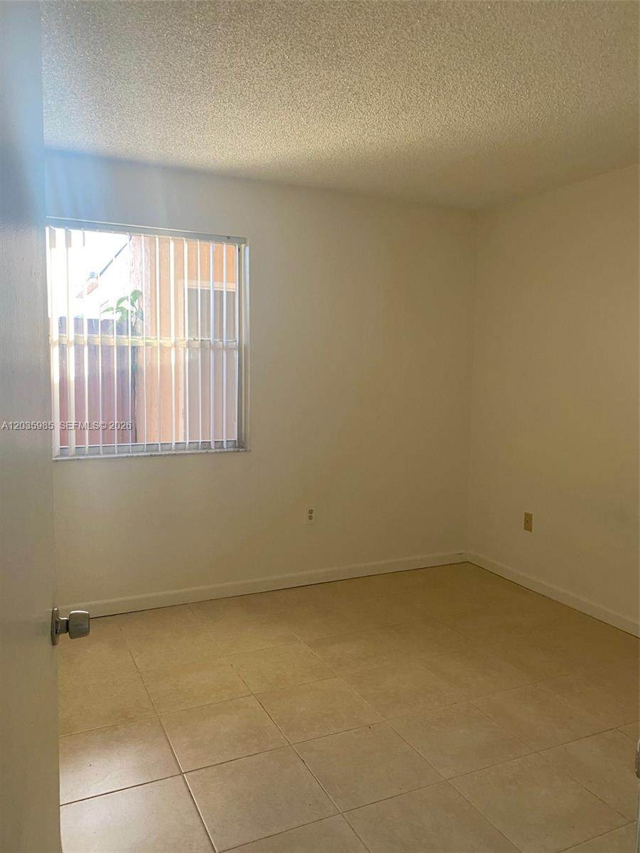 https://bt-photos.global.ssl.fastly.net/miami/1280_boomver_1_A12035985-2.jpg