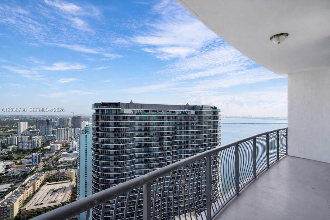https://bt-photos.global.ssl.fastly.net/miami/orig_boomver_1_A12036730-2.jpg