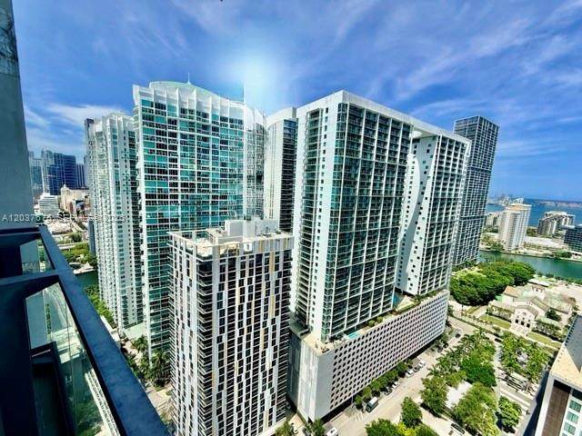 https://bt-photos.global.ssl.fastly.net/miami/orig_boomver_1_A12037675-2.jpg