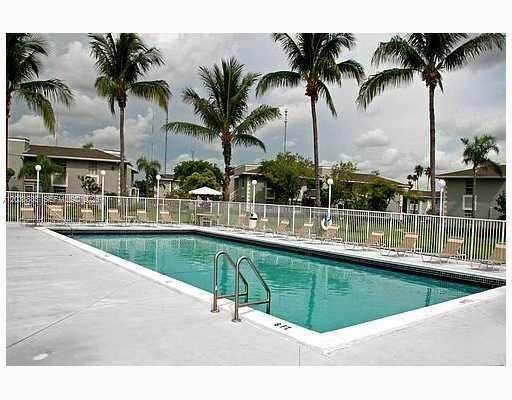 https://bt-photos.global.ssl.fastly.net/miami/orig_boomver_1_A12038885-2.jpg
