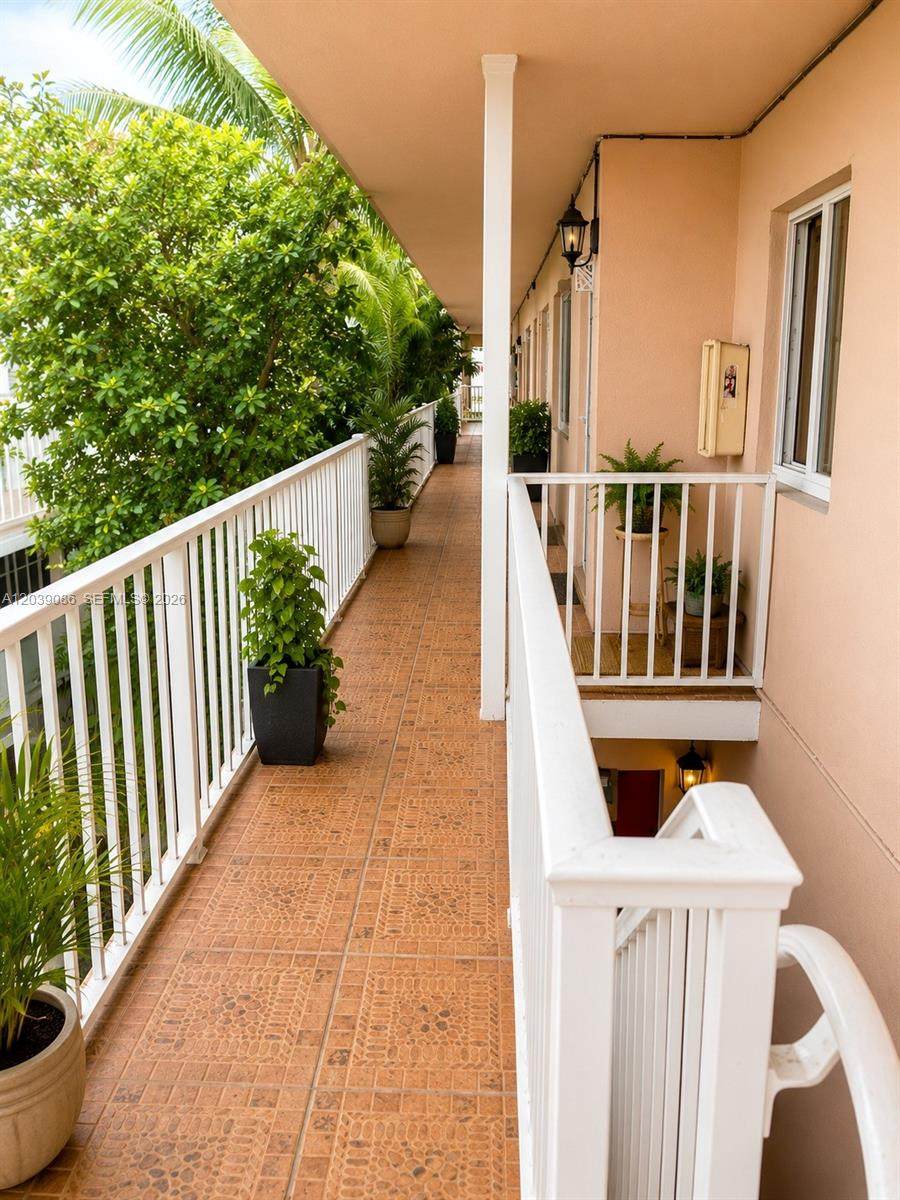 549 Meridian Ave - Photo 1