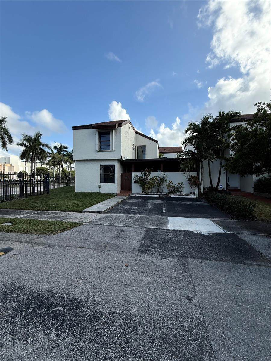 https://bt-photos.global.ssl.fastly.net/miami/orig_boomver_1_A12039107-2.jpg
