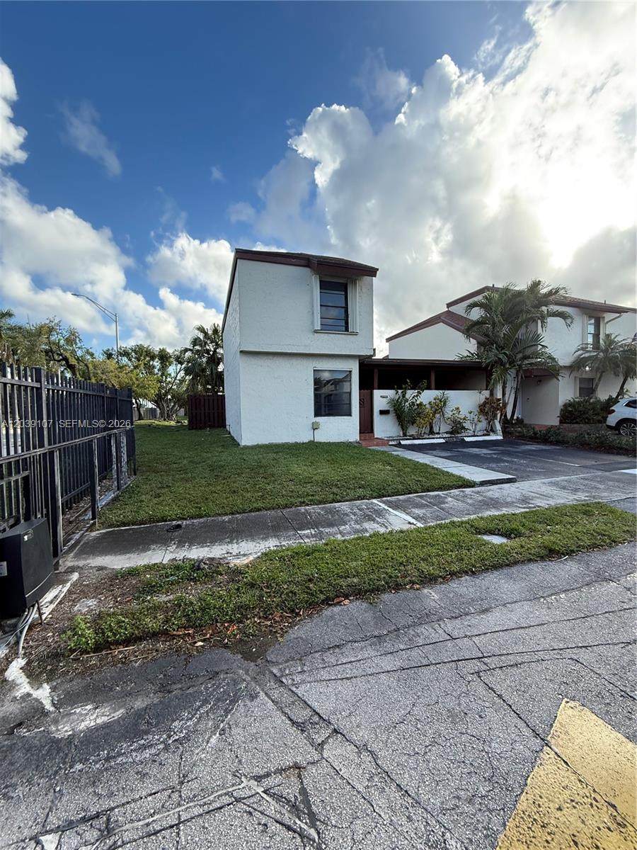 https://bt-photos.global.ssl.fastly.net/miami/orig_boomver_1_A12039107-2.jpg