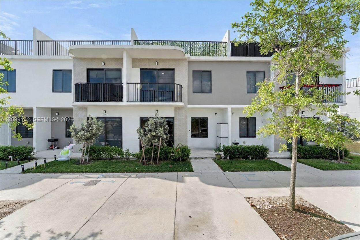 14590 260th St - Photo 1