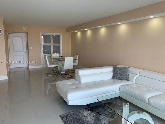 https://bt-photos.global.ssl.fastly.net/miami/orig_boomver_1_A12039879-2.jpg