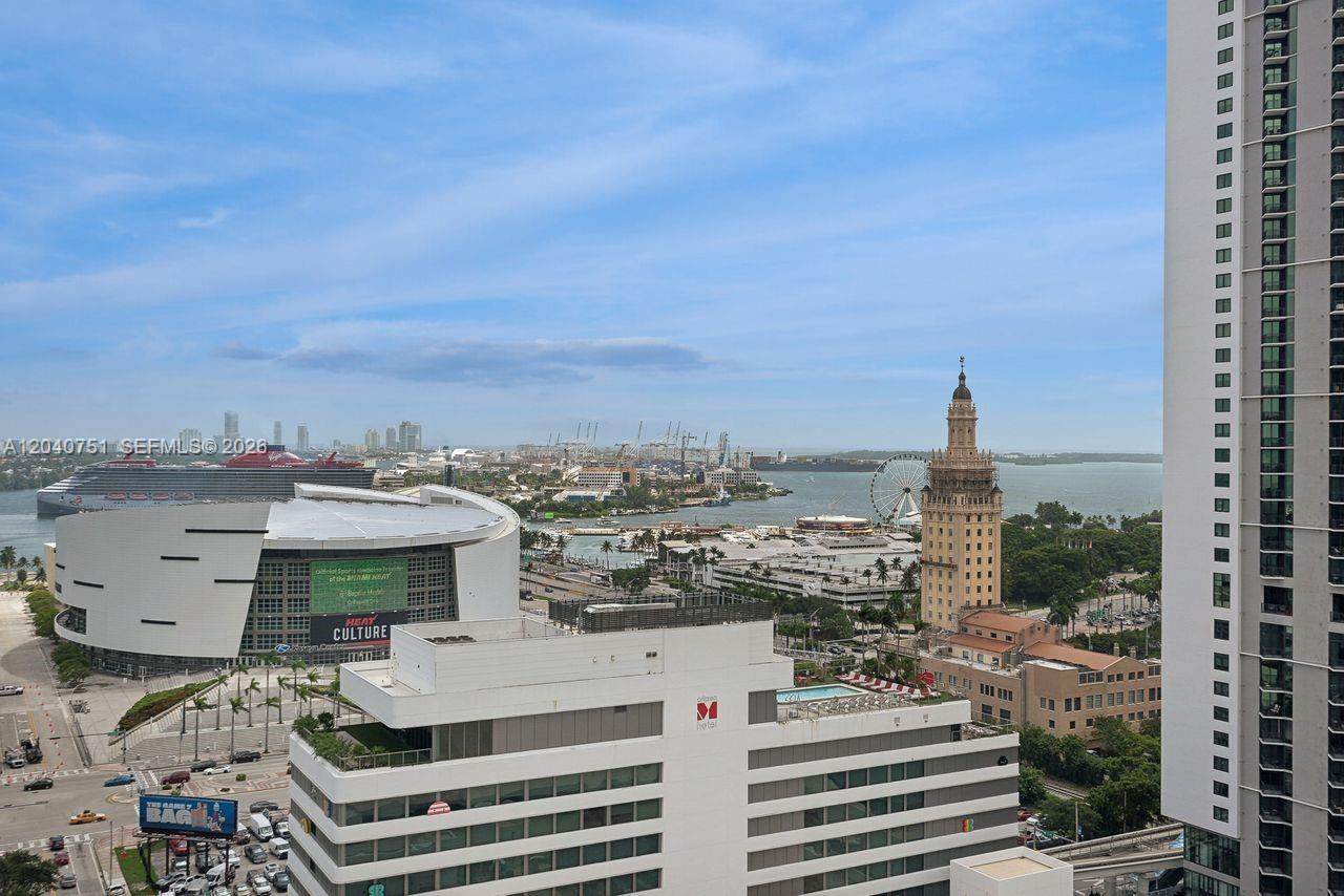 https://bt-photos.global.ssl.fastly.net/miami/orig_boomver_1_A12040751-2.jpg