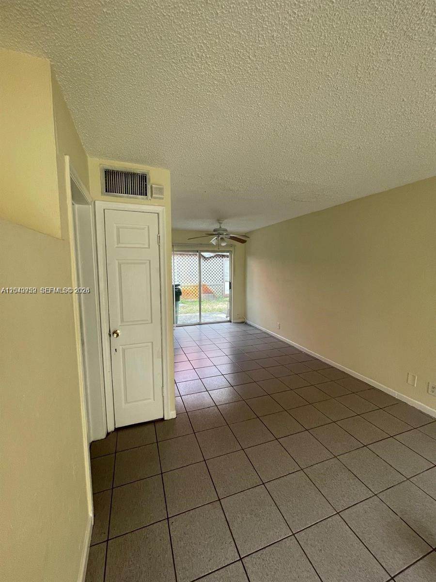 5305 27th St - Photo 1
