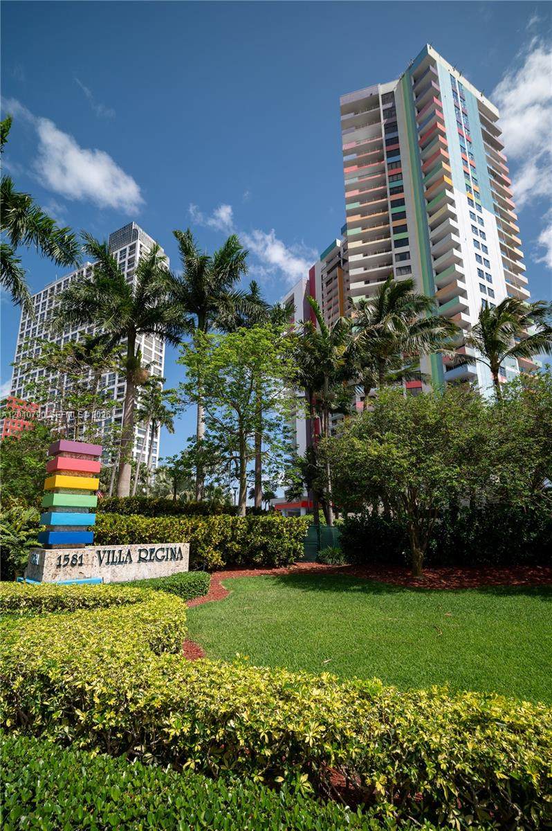 1581 Brickell Ave - Photo 1