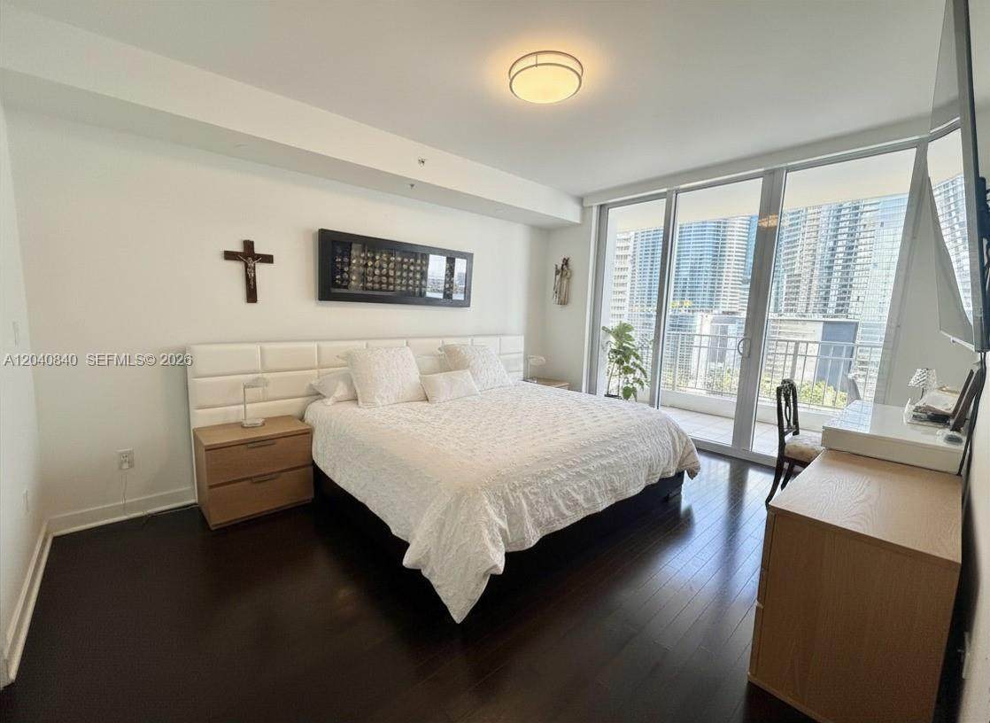 https://bt-photos.global.ssl.fastly.net/miami/orig_boomver_1_A12040840-2.jpg