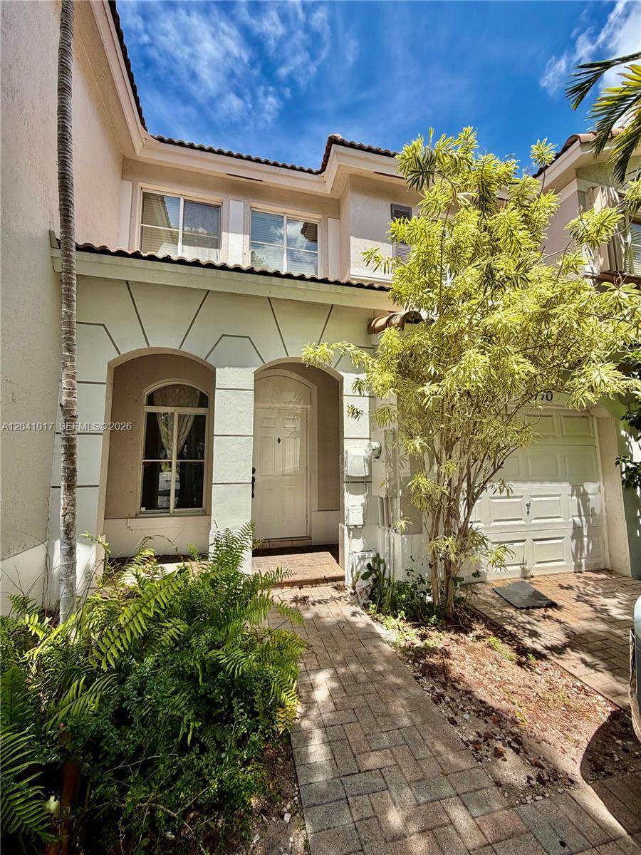 5770 113th Pl - Photo 1