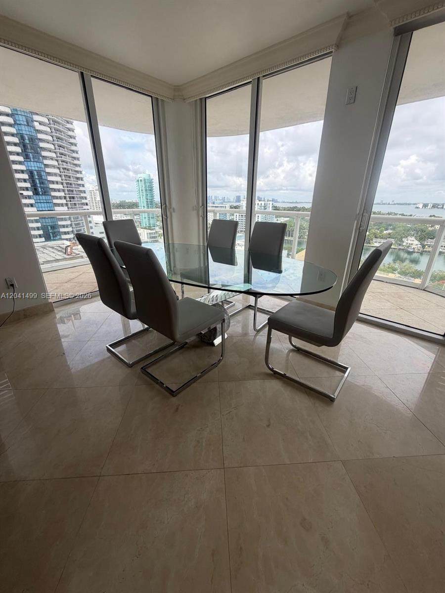 https://bt-photos.global.ssl.fastly.net/miami/orig_boomver_1_A12041499-2.jpg