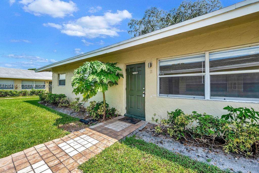632 Kathy Ct - Photo 1