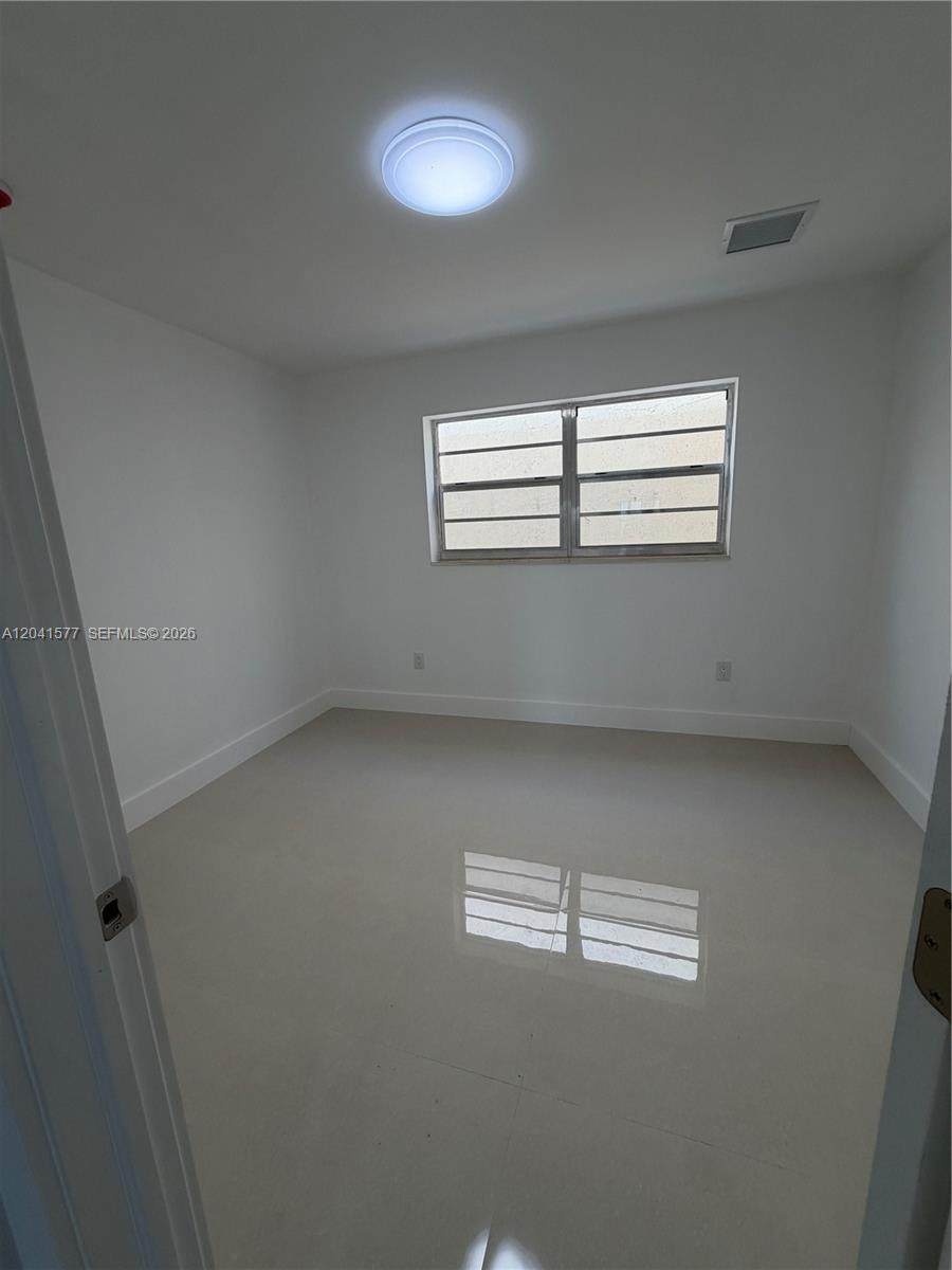 https://bt-photos.global.ssl.fastly.net/miami/orig_boomver_1_A12041577-2.jpg