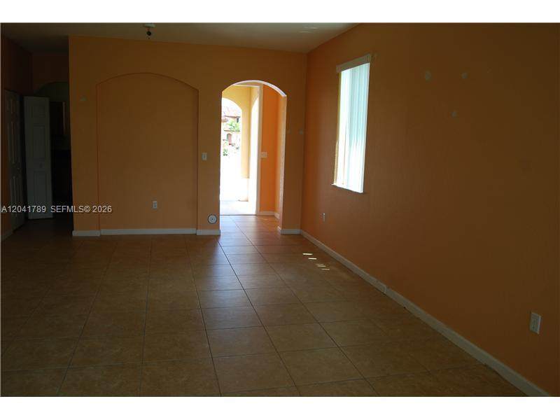 https://bt-photos.global.ssl.fastly.net/miami/1280_boomver_1_A12041789-2.jpg