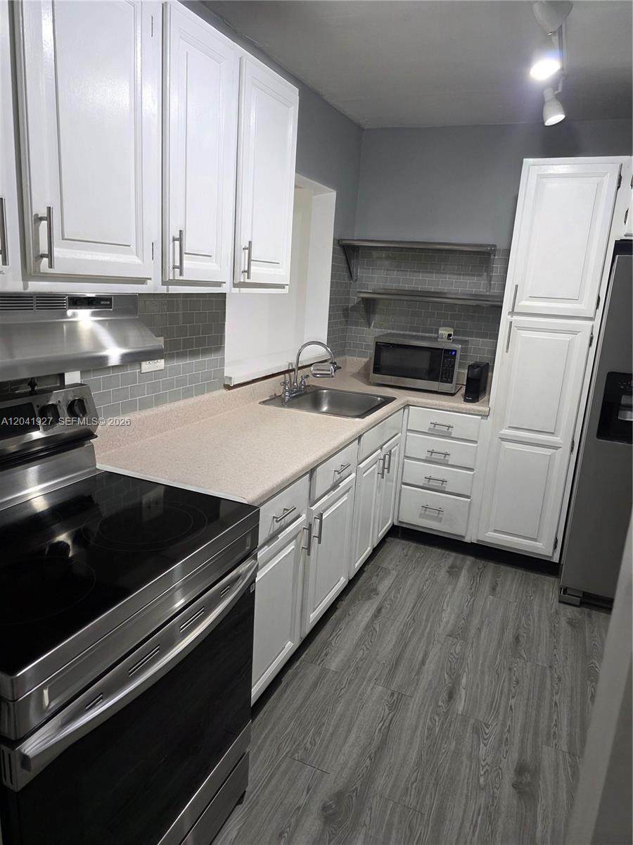 8065 107th Ave - Photo 1