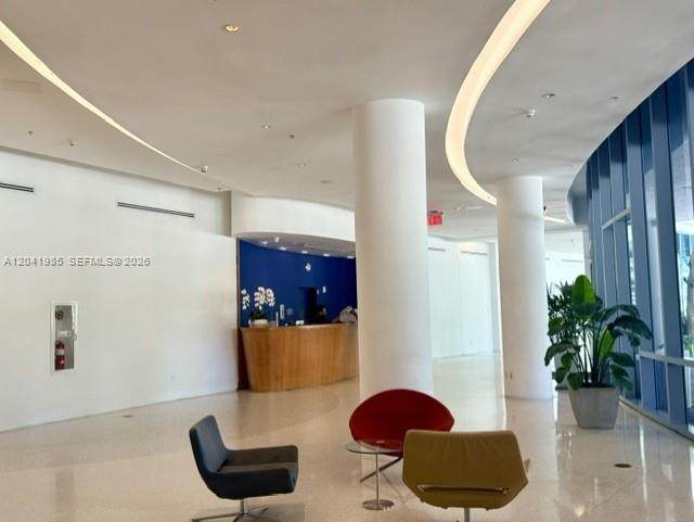 https://bt-photos.global.ssl.fastly.net/miami/orig_boomver_1_A12041985-2.jpg